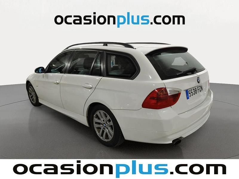 Usado BMW 320 170 CV (125 kW) 2008 Blanco Familiar