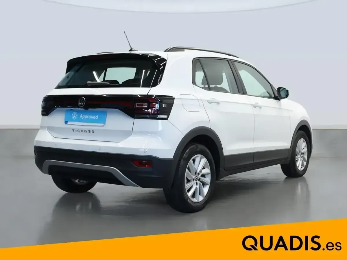 Usado VW T-Cross Advance 110 CV (80 kW) 2023 Blanco SUV