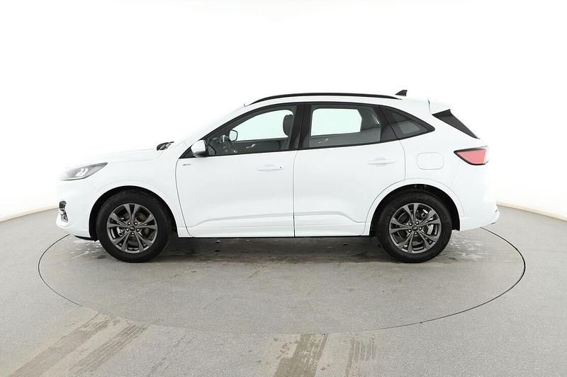 Usado Ford Kuga ST-Line 190 CV (139 kW) 2023 Blanco SUV