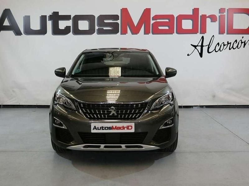 Usado Peugeot 3008 Allure 131 CV (96 kW) 2020 Gris SUV
