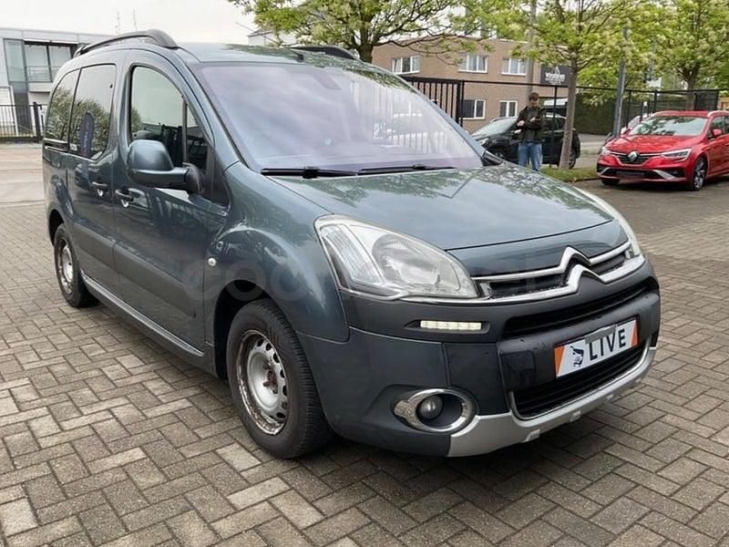 Usado Citroën Berlingo XTR 92 CV (67 kW) 2013 Azul Monovolumen