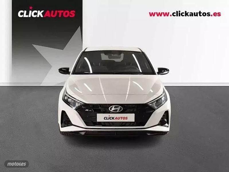 Usado Hyundai i20 N Line 79 CV (58 kW) 2025 Blanco Utilitario