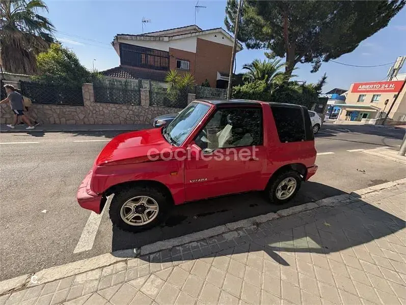 Usado Suzuki Vitara 95 CV (69 kW) 1997 Rojo SUV
