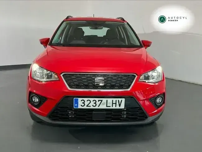 Usado Seat Arona Style 95 CV (69 kW) 2020 Rojo SUV
