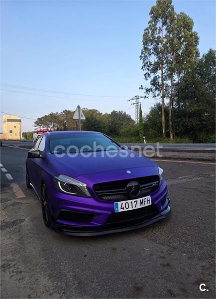 Violeta / lila Usado 2015 Mercedes A45 AMG AMG Berlina | 31.000 € (Un poco caro) - Imagen 1/4