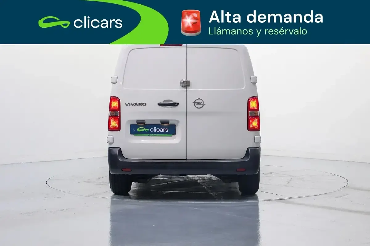 Usado Opel Vivaro 120 CV (88 kW) 2021 Blanco Monovolumen