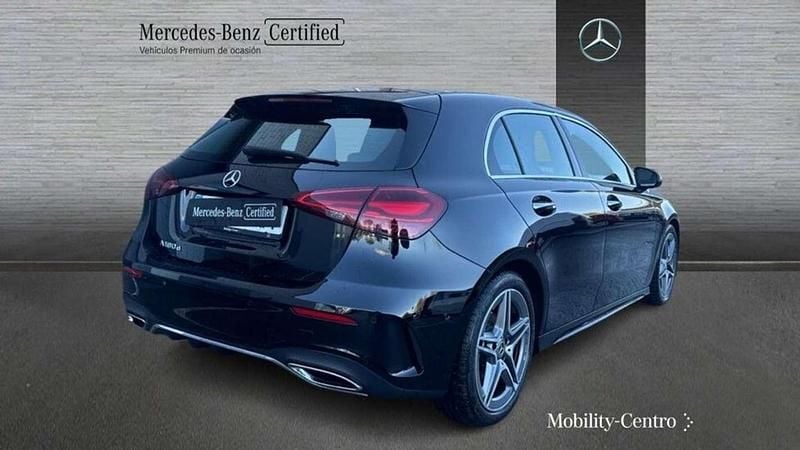 Usado Mercedes A180 109 CV (80 kW) 2024 Negro Utilitario