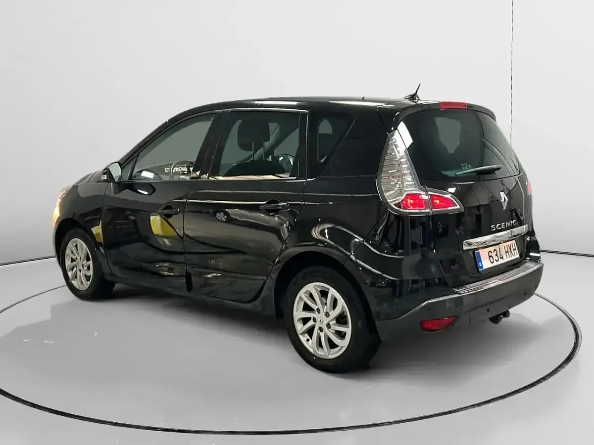 Usado Renault Scenic E-Tech Dynamique 110 CV (80 kW) 2014 Negro