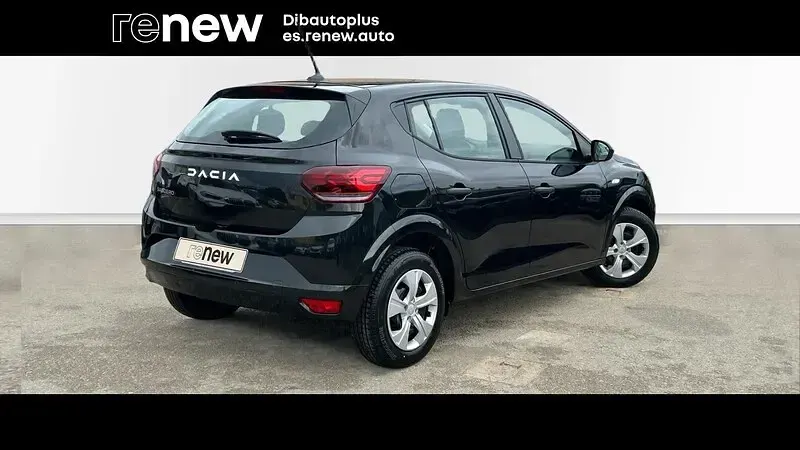 Usado Dacia Sandero Essentiel 90 CV (66 kW) 2025 Negro Berlina