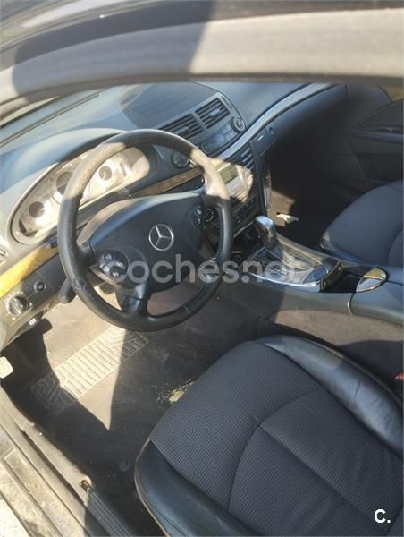 Azul Usado 2005 Mercedes E280 Avantgarde Berlina | 6000 € (Precio justo) - Imagen 1/4