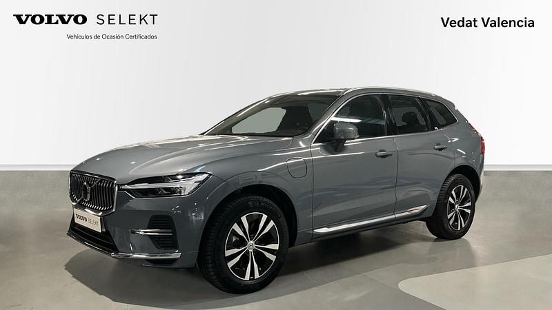 Gris / plata Usado 2024 Volvo XC60 Core SUV | 45.900 € (Precio justo) - Imagen 1/4