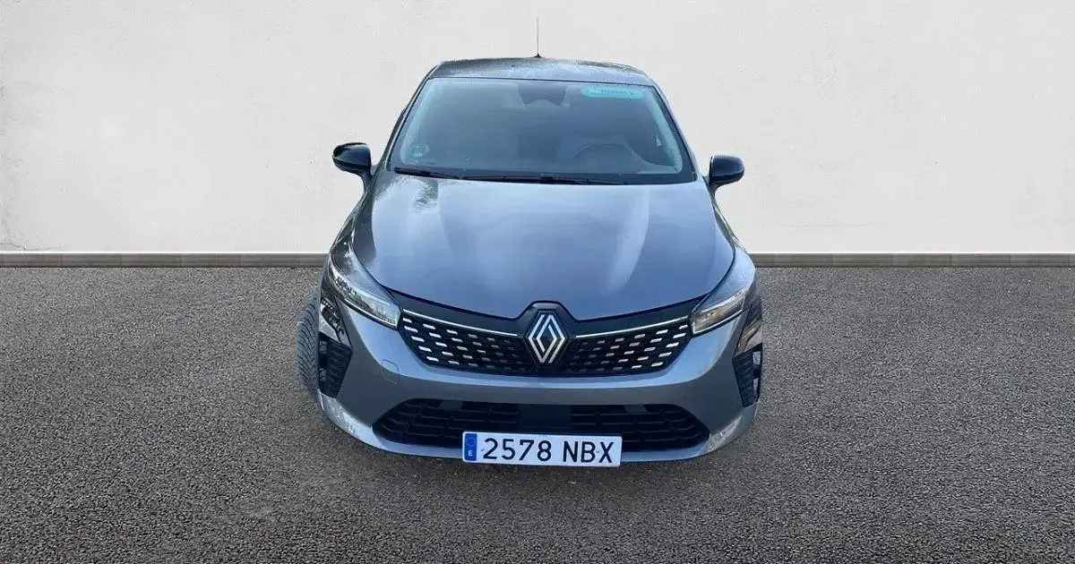 Usado Renault Clio Evolution 100 CV (73 kW) 2025 Utilitario