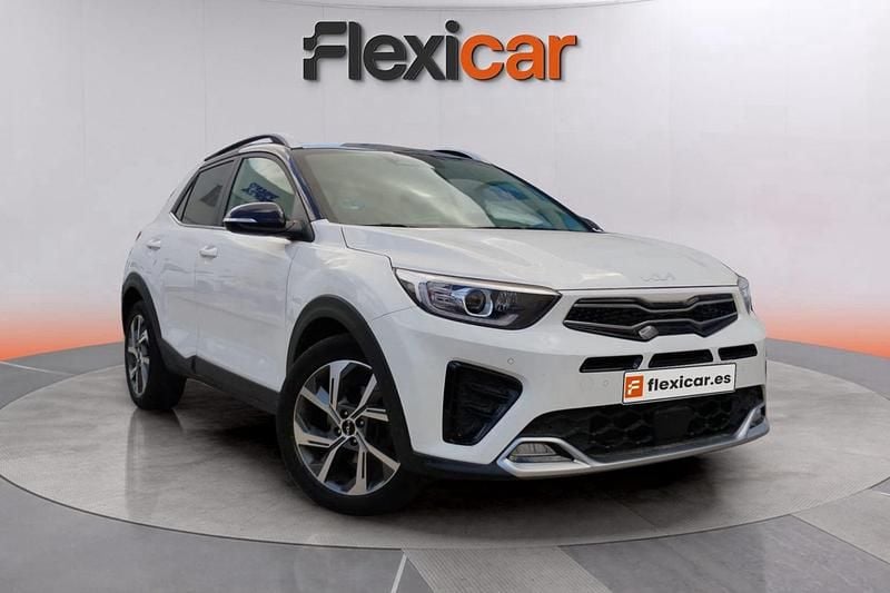 Blanco Usado 2022 Kia Stonic 2 SUV | 16.490 € (Precio justo) - Imagen 1/4