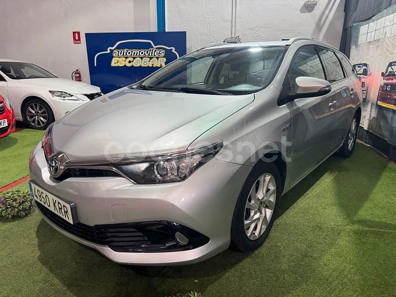 Gris / plata Usado 2018 Toyota Auris Hybrid Active Familiar | 15.500 € (Precio justo) - Imagen 1/4