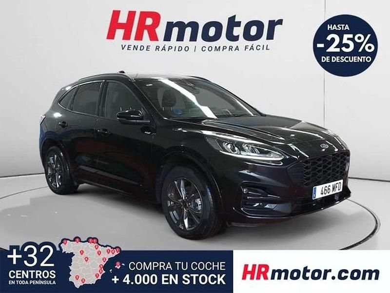 Usado Ford Kuga ST-Line 227 HP (166 kW) 2023 Preto SUV