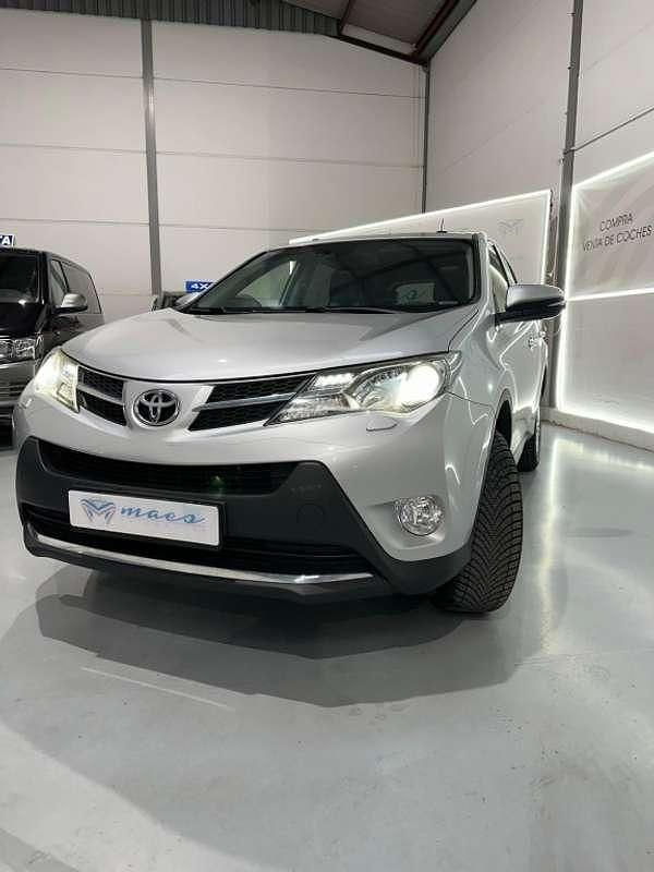 Usado Toyota RAV4 Advance 150 CV (110 kW) 2014 Plateado SUV