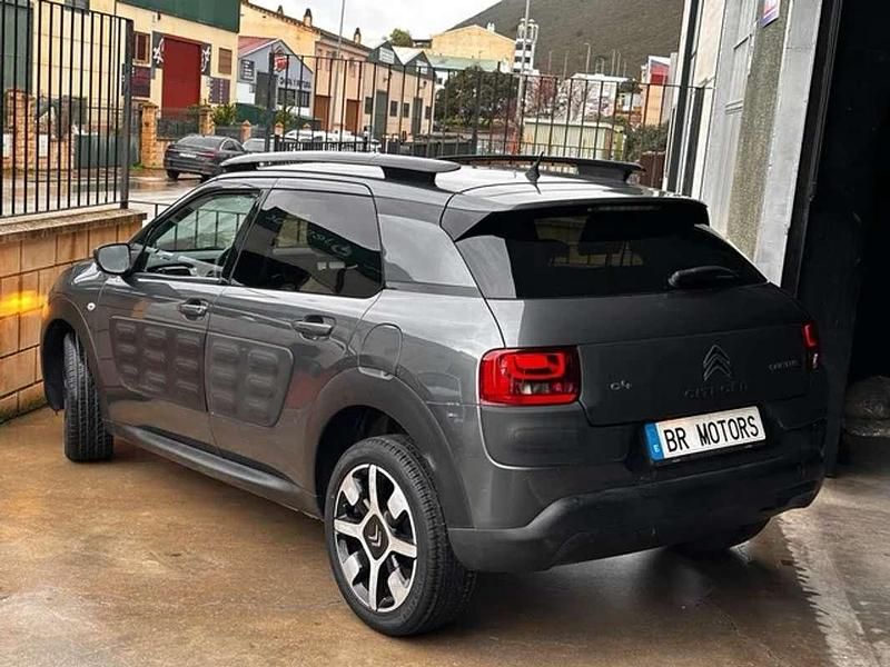 Usado Citroën C4 Cactus Feel 82 CV (60 kW) 2017 Utilitario
