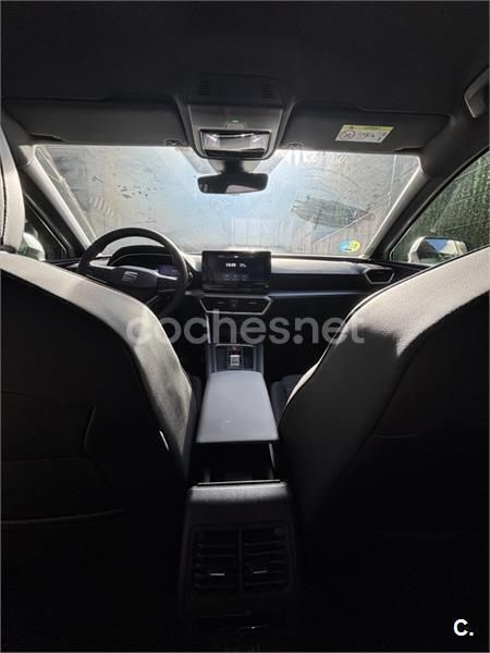 Blanco Usado 2023 Seat Leon FR Berlina | 22.500 € (Buen precio) - Imagen 1/1