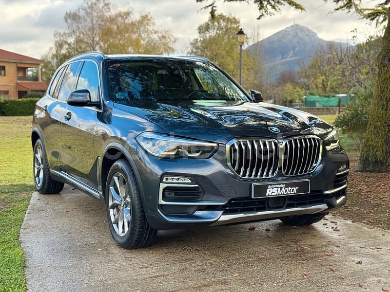 Usado BMW X5 Comfort Edition 286 CV (210 kW) 2021 Gris / plata SUV