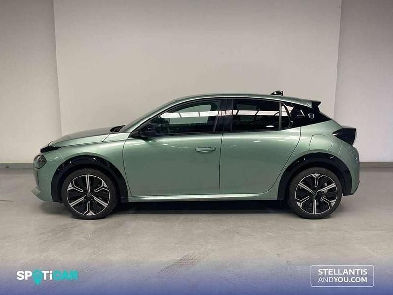 Usado Lancia Ypsilon 101 CV (74 kW) 2024 Verde Utilitario