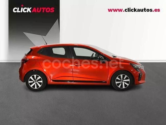 Usado Mitsubishi Colt Motion 90 CV (66 kW) 2025 Rojo Berlina