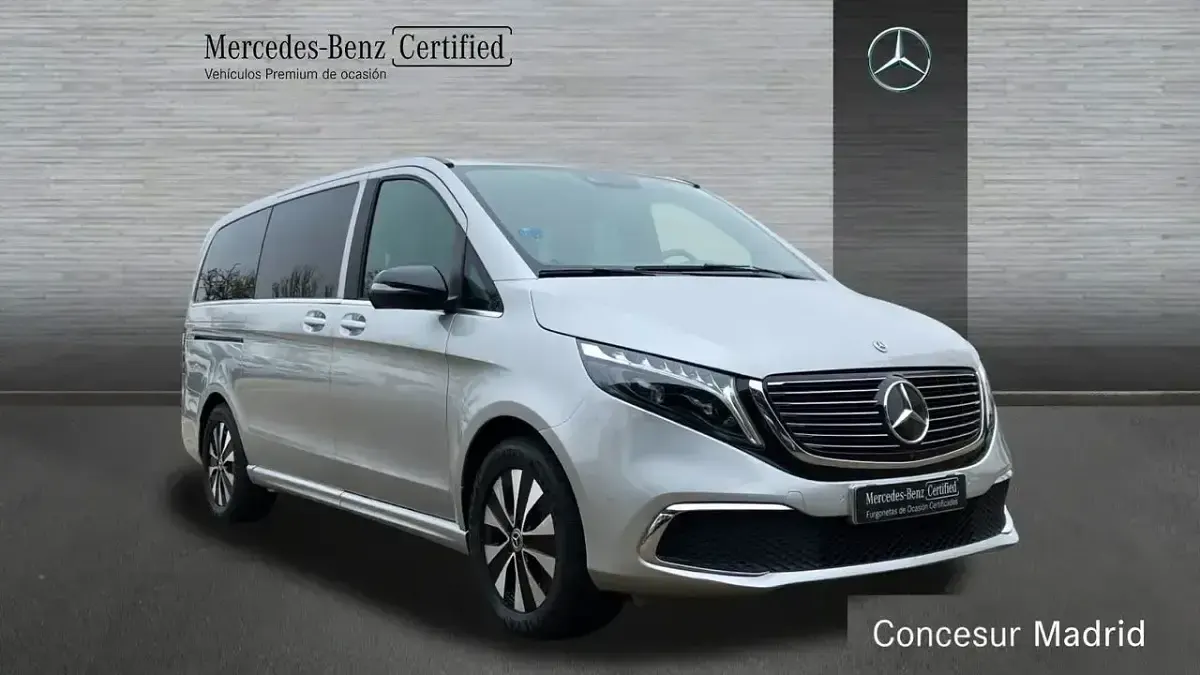 Usado Mercedes EQV300 150 kW (204 CV) 2025 Gris Monovolumen