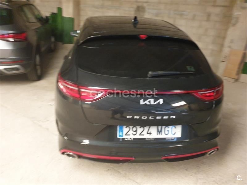 Usado Kia ProCeed GT 204 CV (150 kW) 2023 Negro Utilitario
