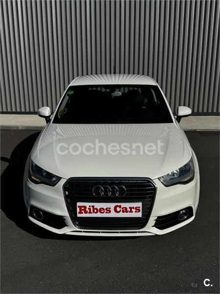 Blanco Usado 2011 Audi A1 Ambition Utilitario | 10.300 € (Un poco caro) - Imagen 1/4