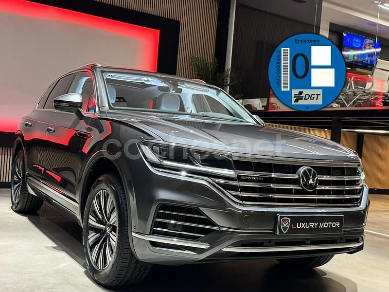 Gris Usado 2021 VW Touareg Elegance SUV | 47.900 € (Precio justo) - Imagen 1/4