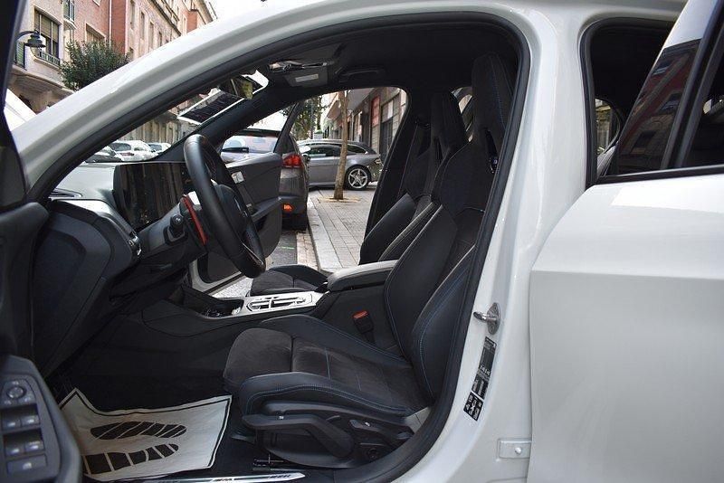 Usado BMW M135 M Performance 300 CV (220 kW) 2024 Alpine white solid Utilitario