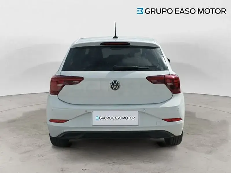Usado VW Polo Life 95 CV (69 kW) 2023 Blanco Utilitario