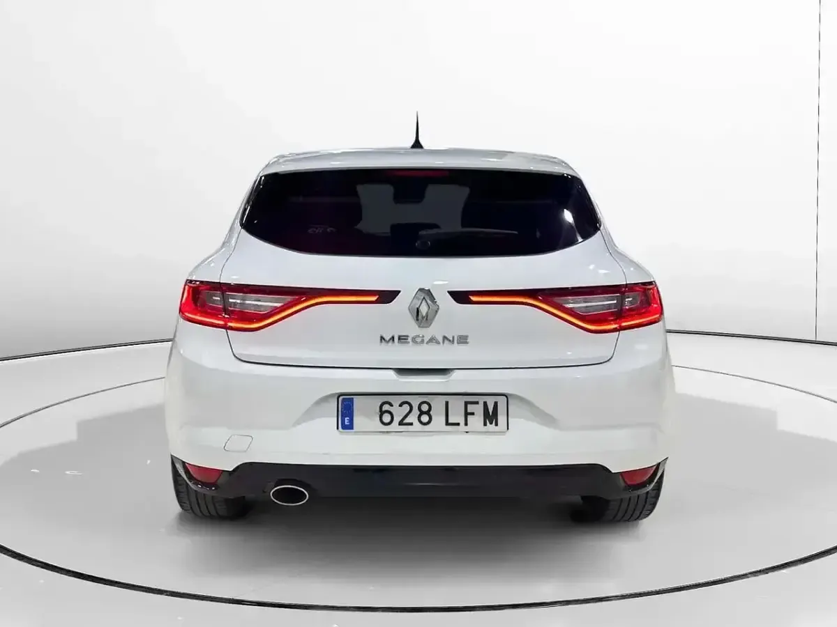 Usado Renault Mégane IV Zen 140 CV (102 kW) 2020 Blanco Berlina