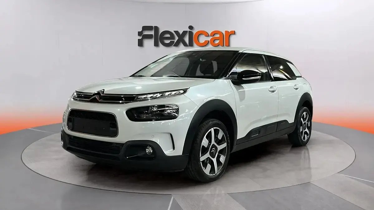 Usado Citroën C4 Cactus Shine 102 CV (75 kW) 2020 Blanco Utilitario