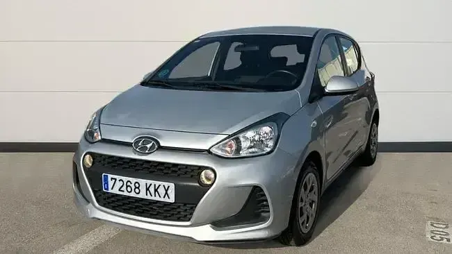 Usado Hyundai i10 GO! 67 CV (49 kW) 2018 Gris Utilitario