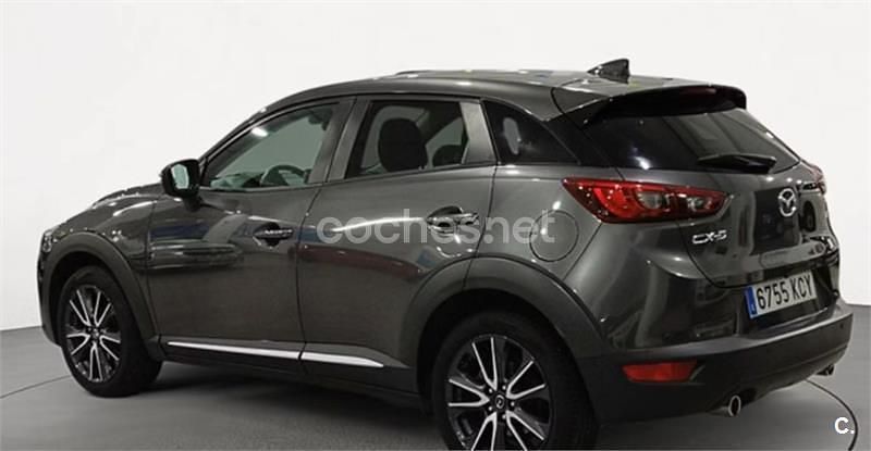 Usado Mazda CX-3 Style 105 CV (77 kW) 2017 Gris / plata SUV
