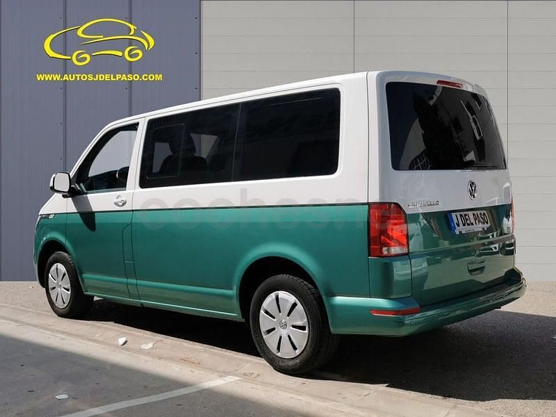 Usado VW Caravelle 110 CV (80 kW) 2022 Blanco Monovolumen