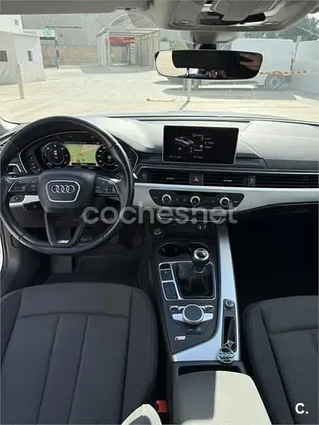 Usado Audi A4 S-Line 150 CV (110 kW) 2018 Blanco Berlina