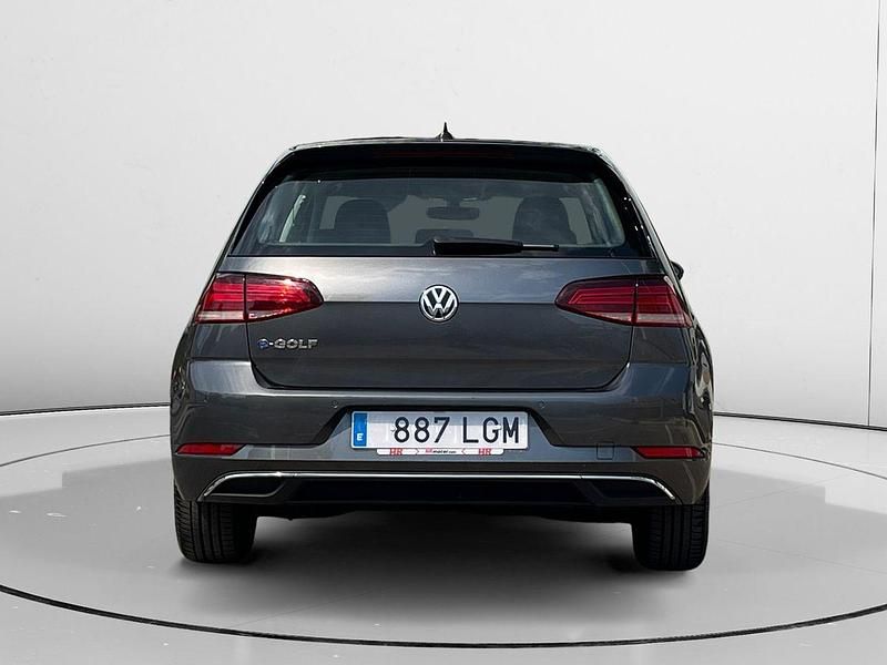 Begagnad VW e-Golf 100 kW (136 HK) 2020 Grå Halvkombi