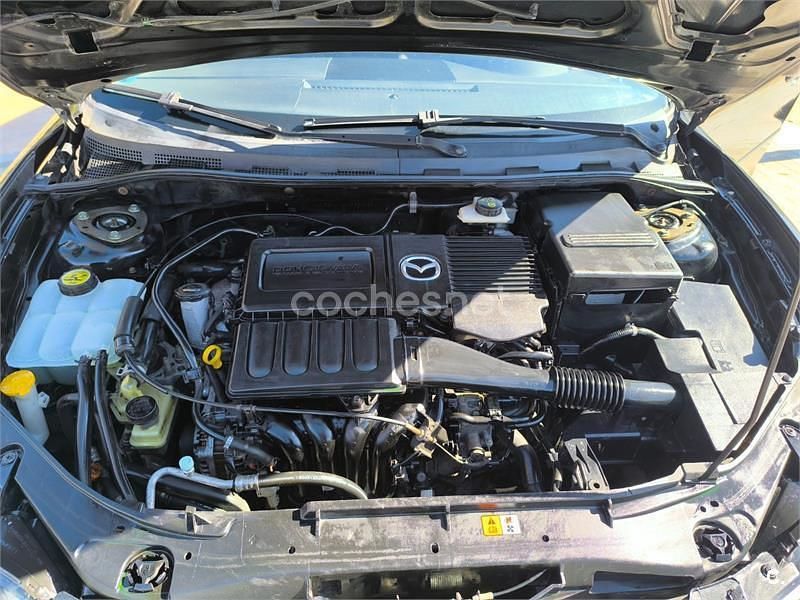 Usado Mazda 3 Active 105 CV (77 kW) 2006 Negro Berlina