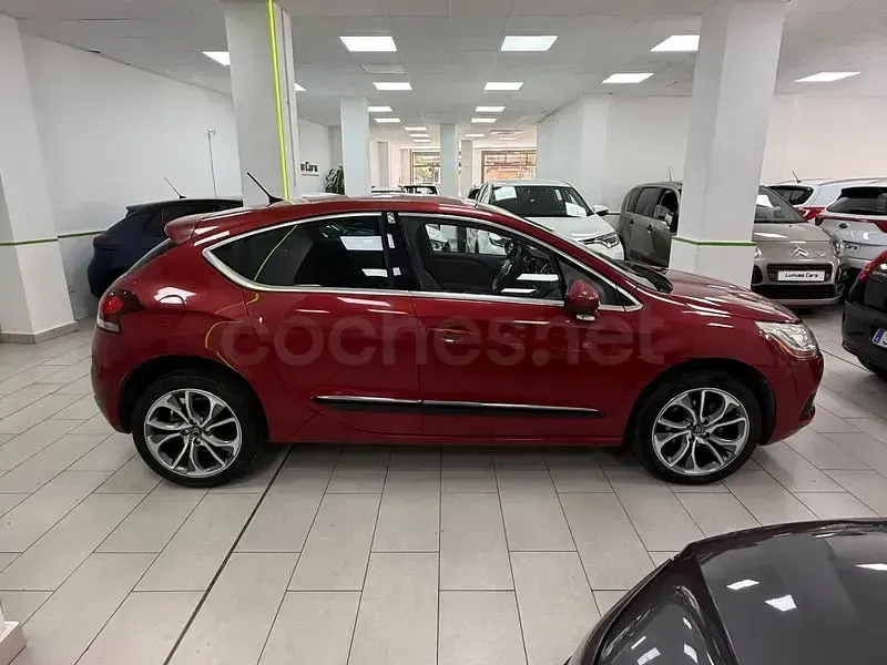 Usado DS Automobiles DS4 Style 114 CV (83 kW) 2015 Granate Berlina