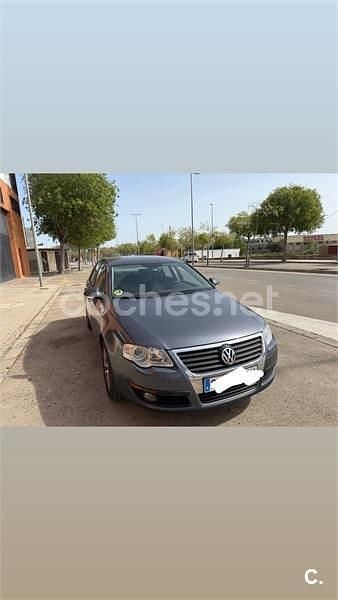 Usado VW Passat Edition 140 CV (102 kW) 2010 Negro Berlina