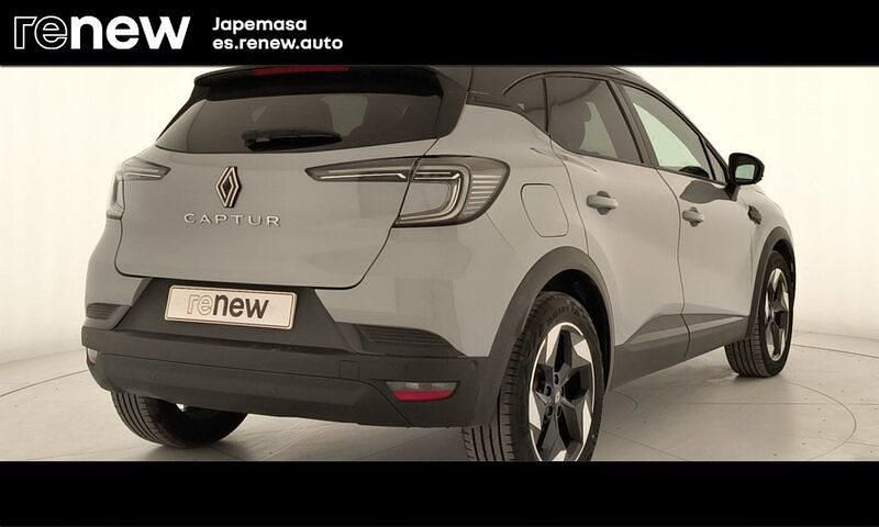 Usado Renault Captur Techno 100 HP (73 kW) 2025 Cinzento SUV