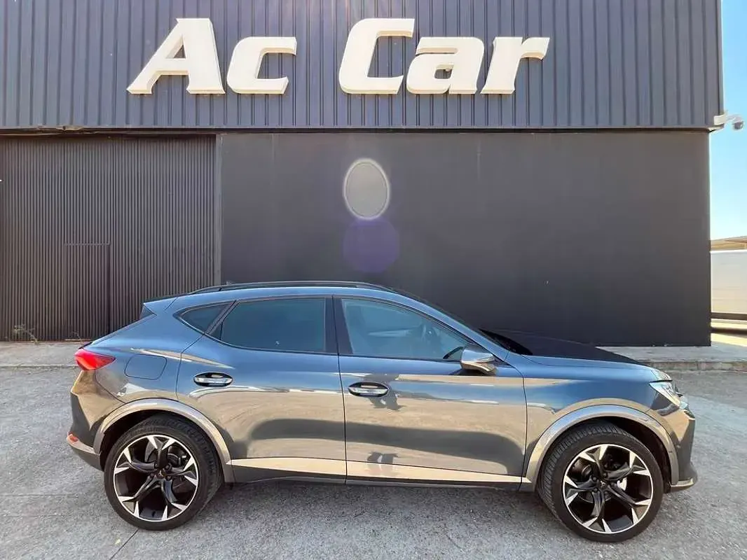 Usado Cupra Formentor 150 CV (110 kW) 2024 Gris SUV