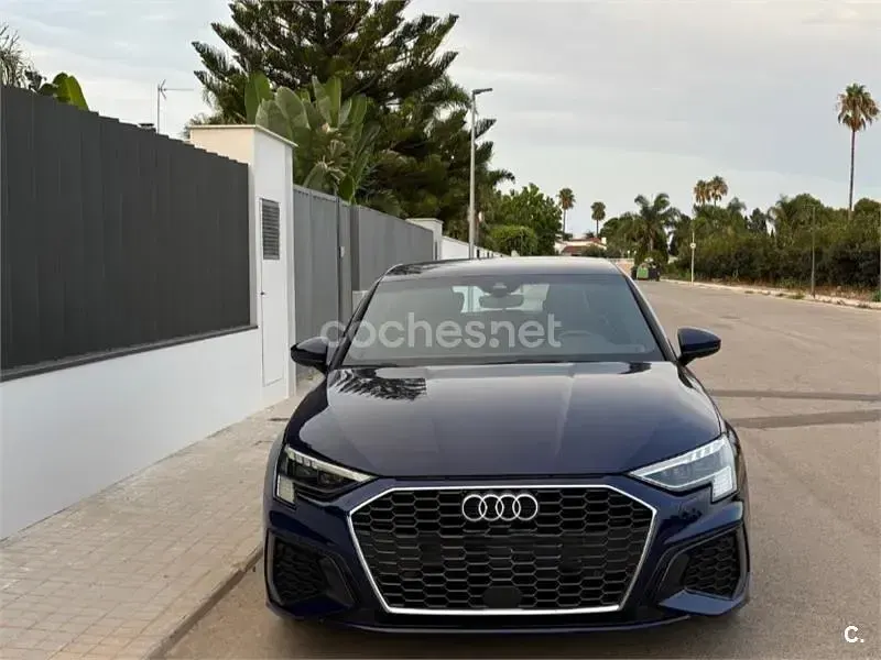 Usado Audi A3 150 CV (110 kW) 2022 Azul Berlina