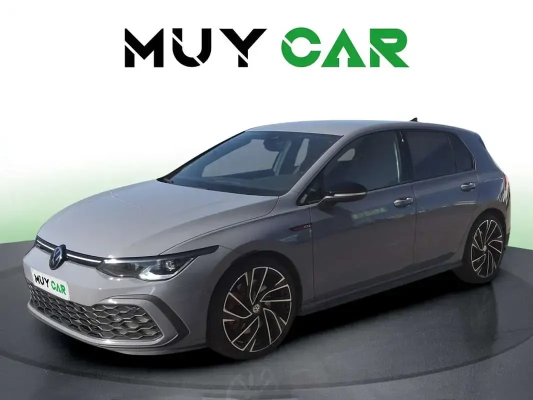 Usado VW Golf VIII GTI 245 CV (180 kW) 2022 Gris Utilitario