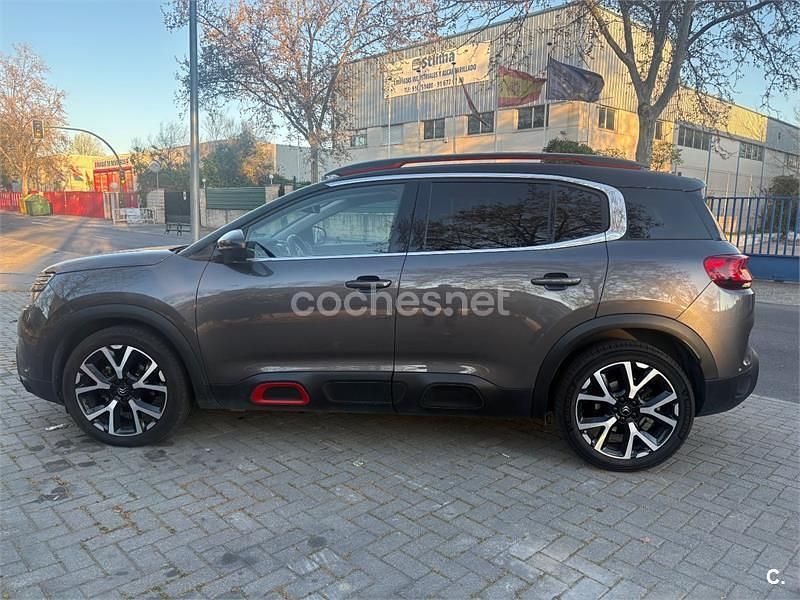 Usado Citroën C5 Aircross Comfort 177 CV (130 kW) 2019 Gris / plata SUV