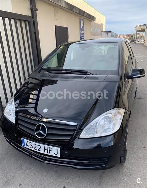 Usado Mercedes A160 95 CV (69 kW) 2011 Negro Monovolumen