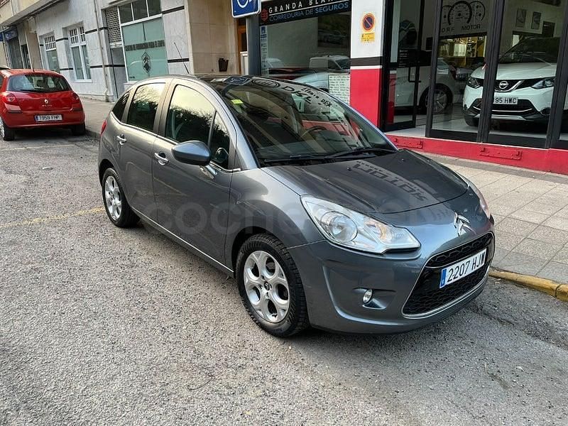 Usado Citroën C3 Exclusive 68 CV (50 kW) 2011 Gris / plata Berlina