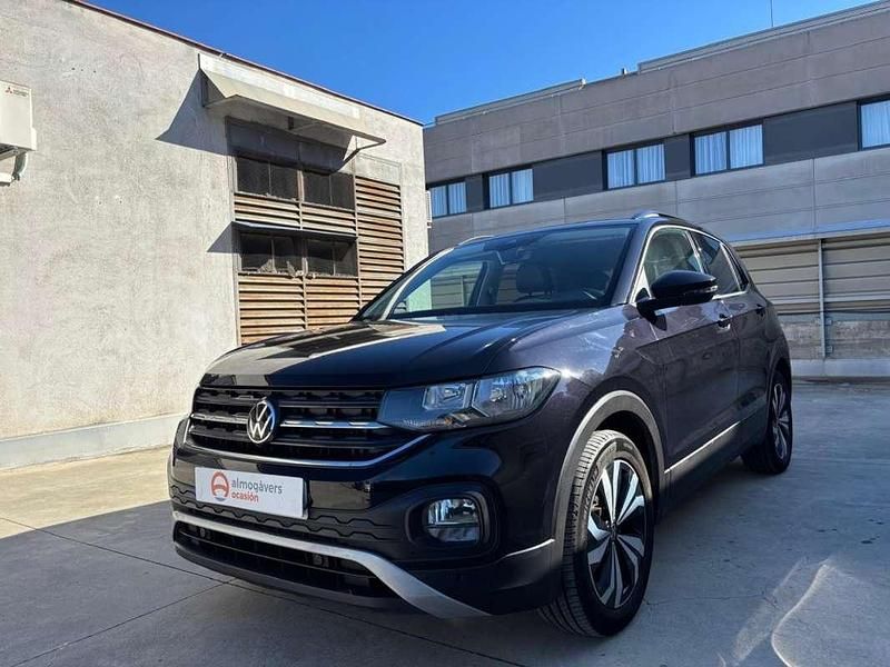 Usado VW T-Cross Advance 110 CV (80 kW) 2023 Negro SUV