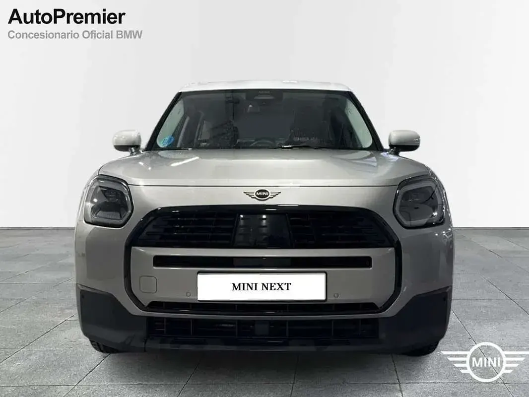 Usado Mini One D Countryman Essential 163 CV (119 kW) 2025 Gris SUV